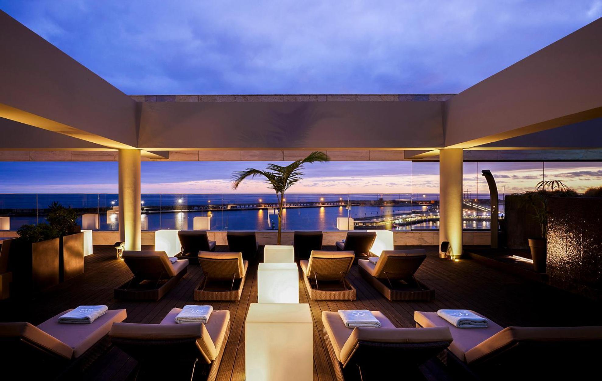 Octant Ponta Delgada Hotel Exterior photo The Sky Bar