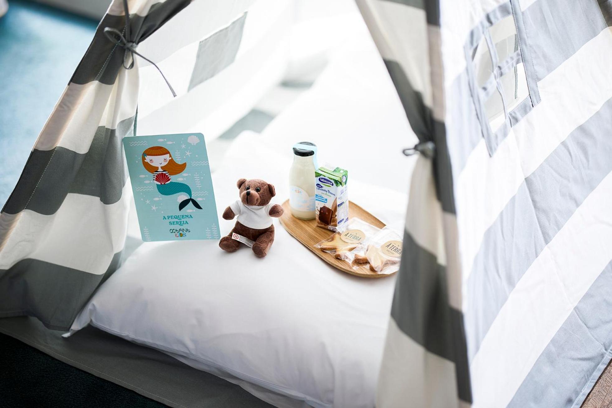 Octant Ponta Delgada Hotel Exterior photo The interior of a Baby Haven