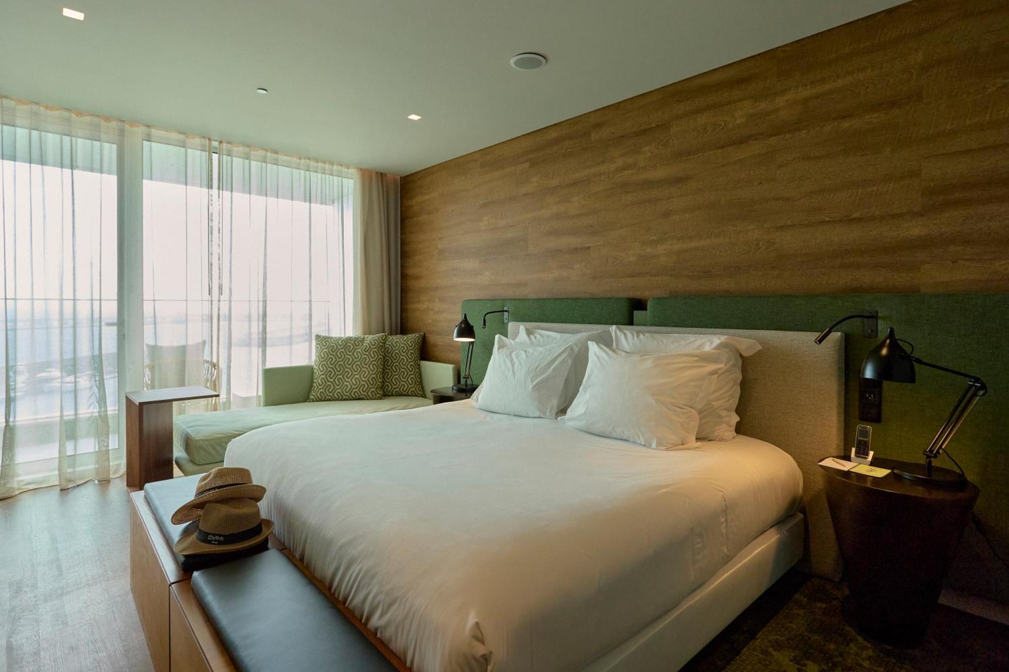Octant Ponta Delgada Hotel Exterior photo A bedroom at the hotel