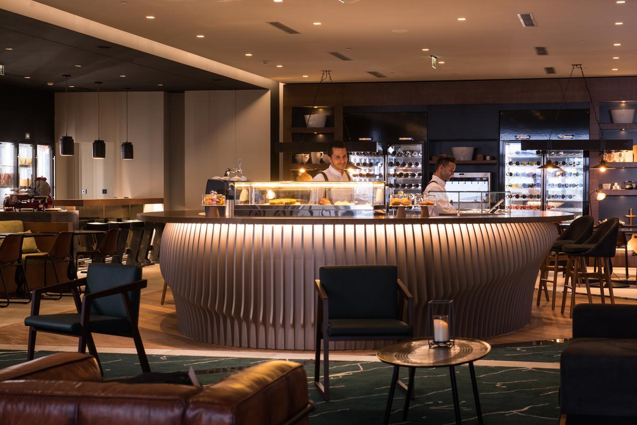 Octant Ponta Delgada Hotel Exterior photo The bar at the lounge